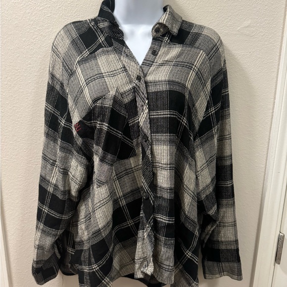 BDG Flannel Oversized - Picture 1 of 6